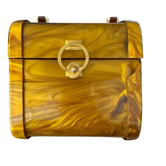 Vintage 1950s or 1960s butterscotch swirl Lucite box purse. - Picture 1 of 6